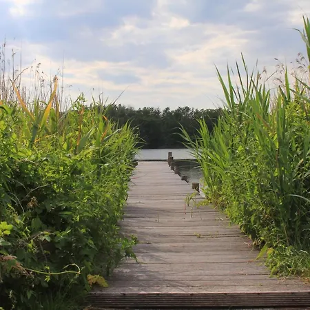 Moderne Und Helle Am Ploener